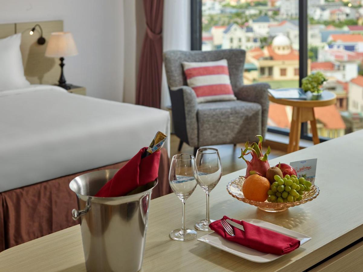 Khach San Sam Quang Binh Hotel Dong Hoi Kültér fotó