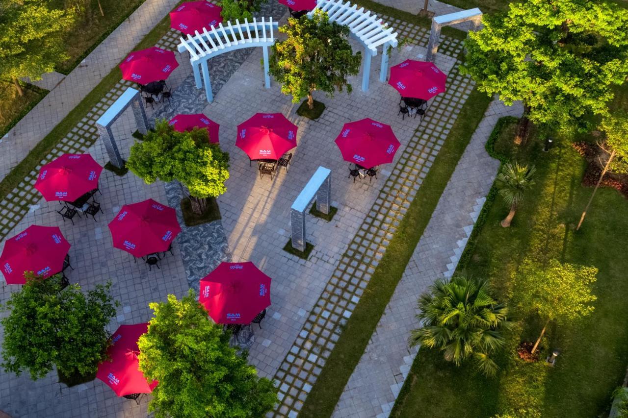 Khach San Sam Quang Binh Hotel Dong Hoi Kültér fotó